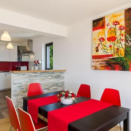 In 39131 Apartment