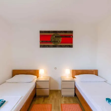 In 39131 Apartment