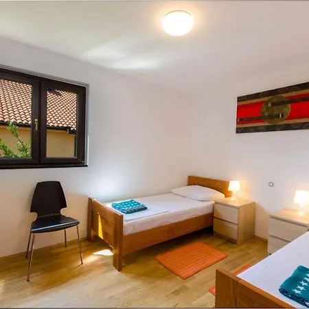 Apartment In 39131 Novi Vinodolski